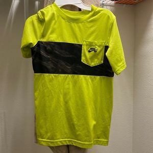 Nike Sb Shirt Youth medium 10-12